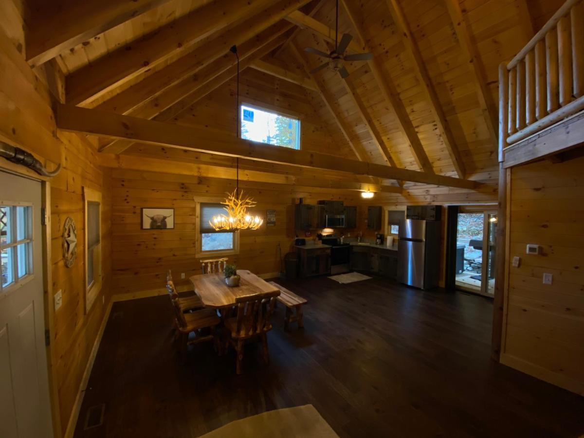 Pine Creek Cabins & Camping Resort South Bloomingville Extérieur photo