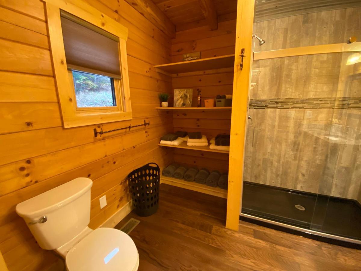 Pine Creek Cabins & Camping Resort South Bloomingville Extérieur photo