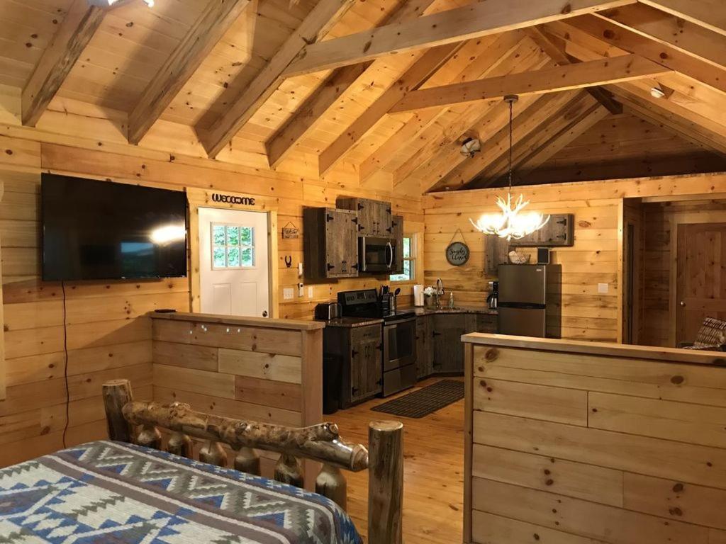 Pine Creek Cabins & Camping Resort South Bloomingville Extérieur photo