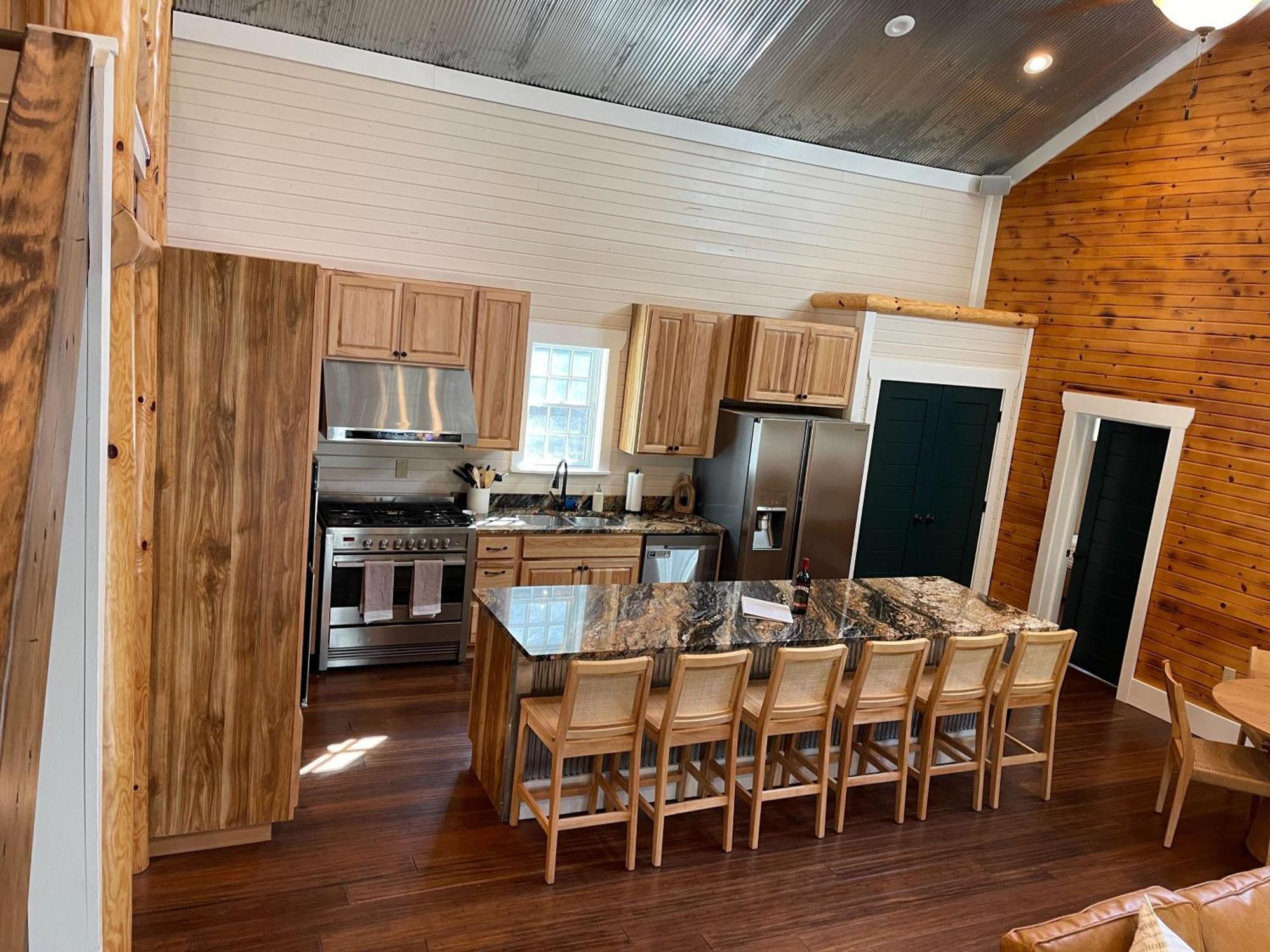 Pine Creek Cabins & Camping Resort South Bloomingville Extérieur photo